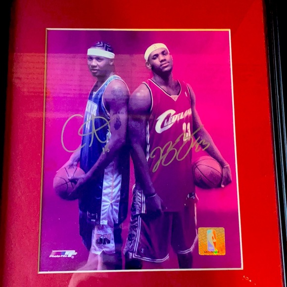 LEBRON JAMES AND CARMELO ANTHONY ROOKIE AUTOGRAPHS - Picture 1 of 1